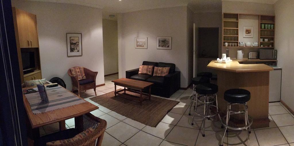 Four Pines Lodge Hermanus Εξωτερικό φωτογραφία