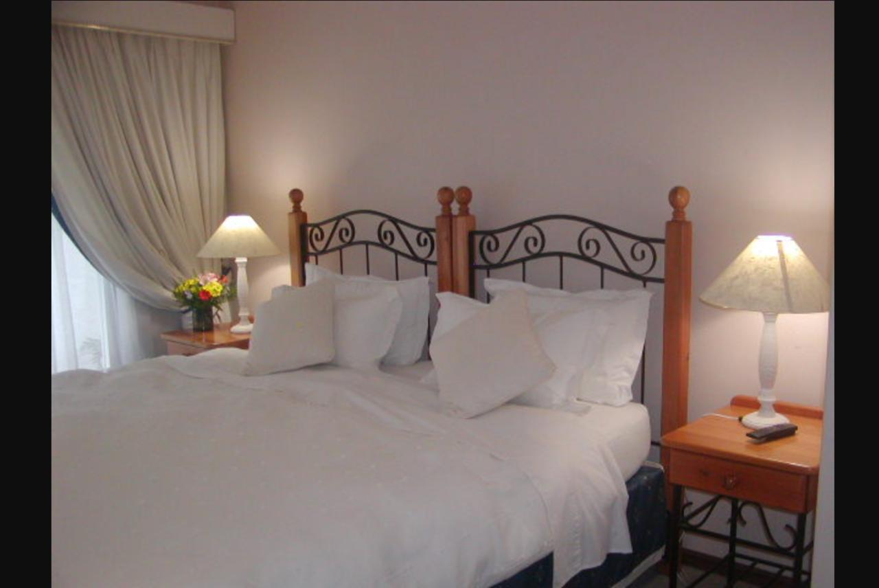 Four Pines Lodge Hermanus Εξωτερικό φωτογραφία
