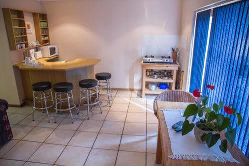 Four Pines Lodge Hermanus Εξωτερικό φωτογραφία