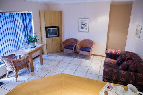Four Pines Lodge Hermanus Εξωτερικό φωτογραφία