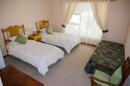 Four Pines Lodge Hermanus Εξωτερικό φωτογραφία
